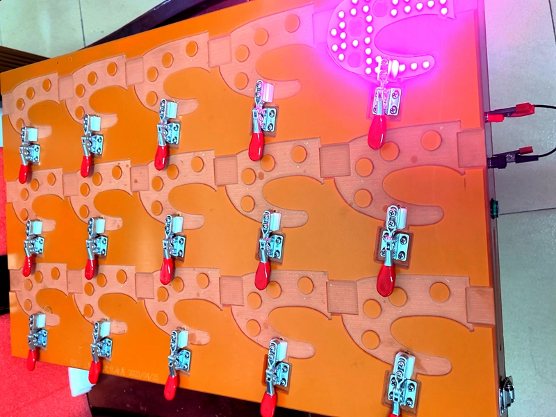 得人精工老化治具,LED老化治具,电池老化治具